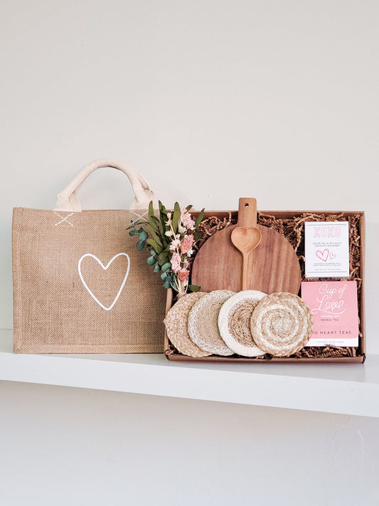 Love Gift Box With Wood board, Wood Spoon, Tea And Cookies - Round